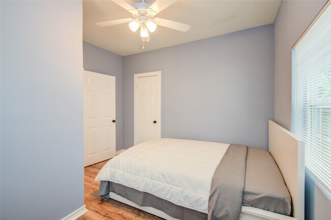 Photo - 2712 Link Rd