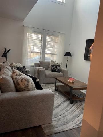 Photo - 261 McConathy Wy