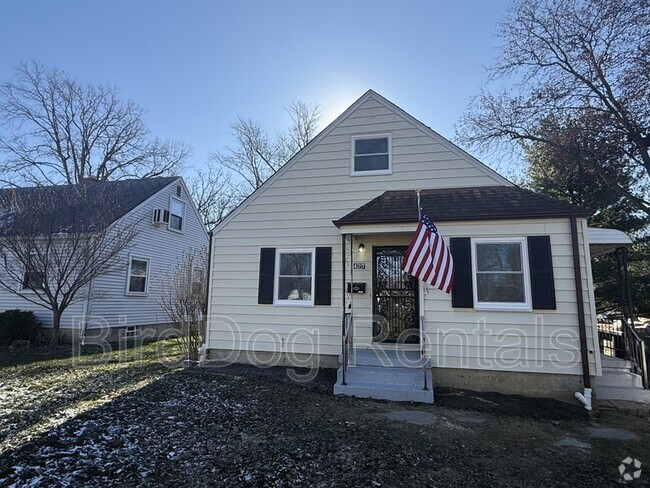 Building Photo - 427 Chatham Rd Rental