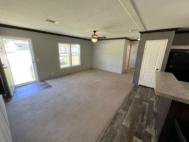 Photo - Beautiful 3/2 Mobile Home w/ Lawn Maintenance Included