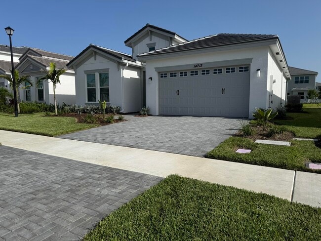 Photo - 14212 Spruce Pne Dr