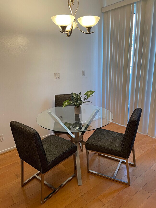 Photo - 620 S Gramercy Pl Unidad 130