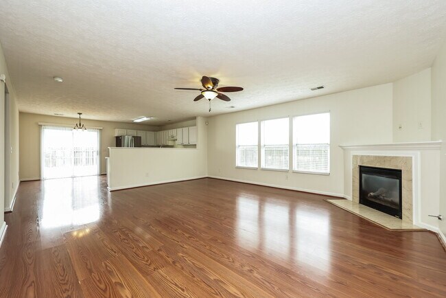 Photo - 606 Blossom Hill Dr