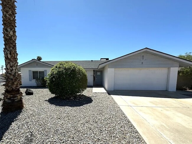 Building Photo - 1334 E Hermosa Dr Rental