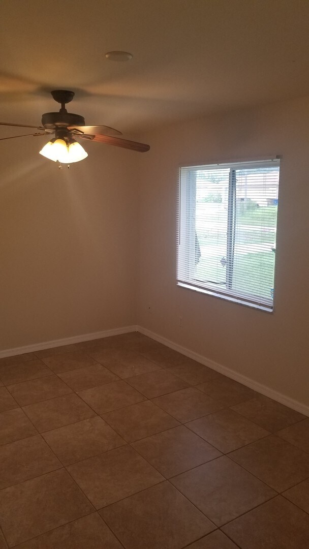 Photo - 824-826 Holmes Ave Unidad 826 Holmes Ave