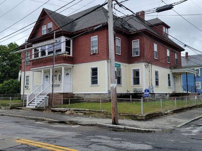 Photo - 199 Wilder St Unit 1