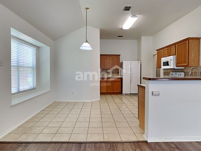 Photo - 2923 Tanglebrook Dr