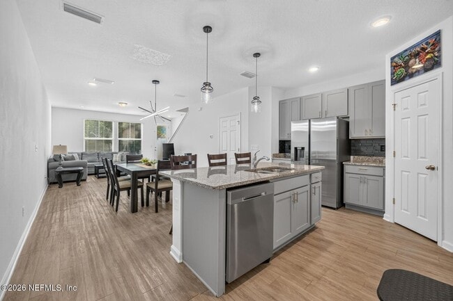 34 Ridge Lake Rd