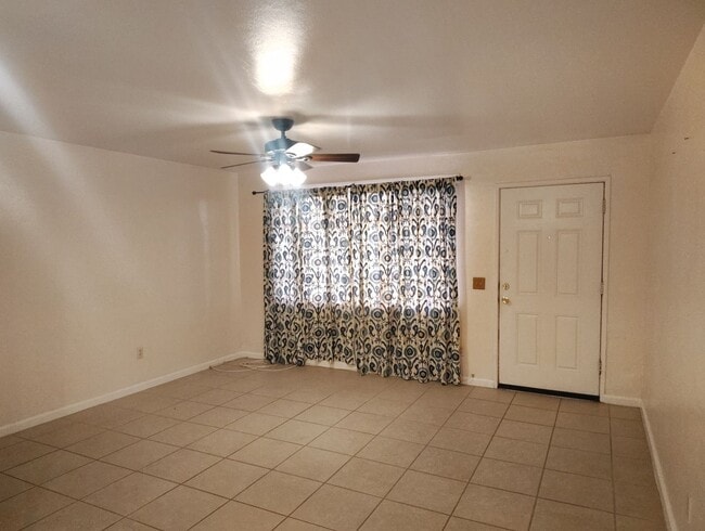 Photo - 3302-3308 E Glenn St Unit 3306
