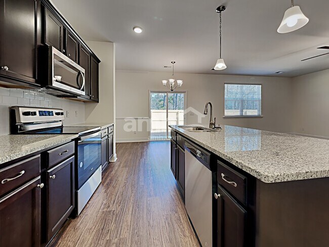 Photo - 1829 Produce Ln