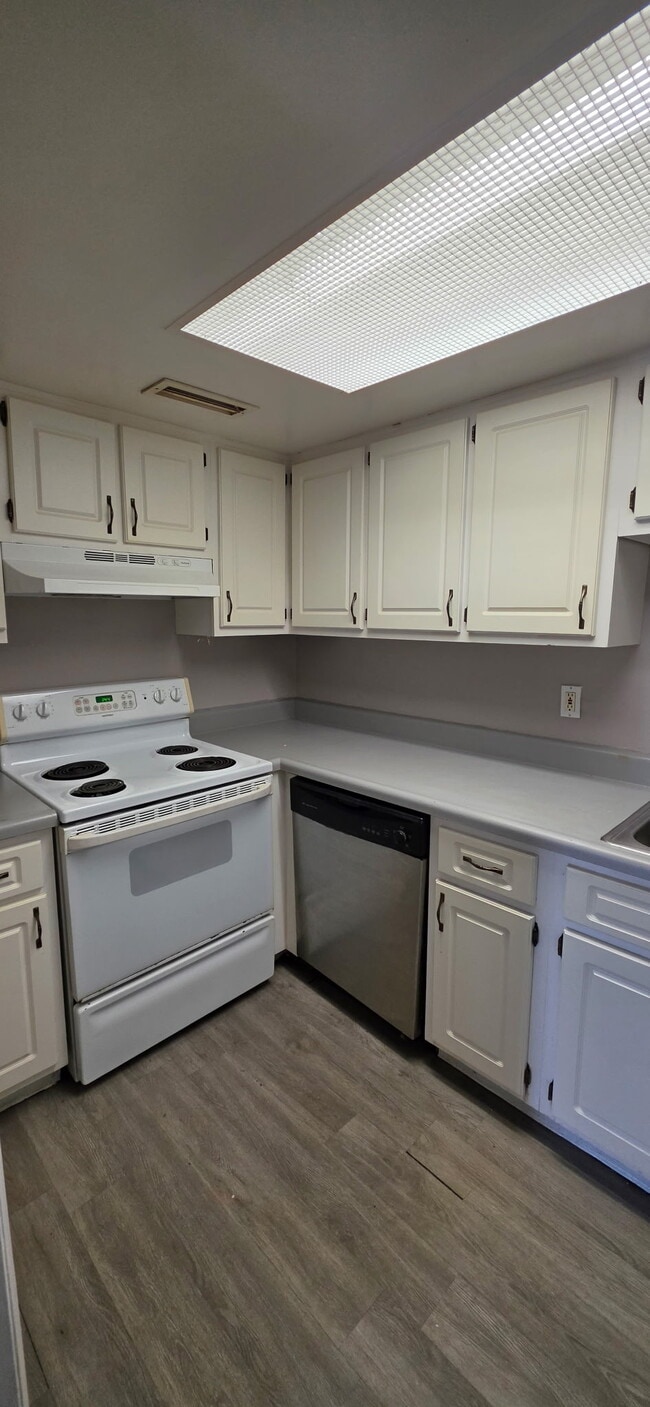 Photo - 551 Flemming Way Unit 205