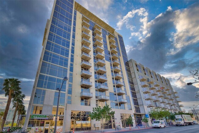 Photo - 353 E Bonneville Ave Unit 555