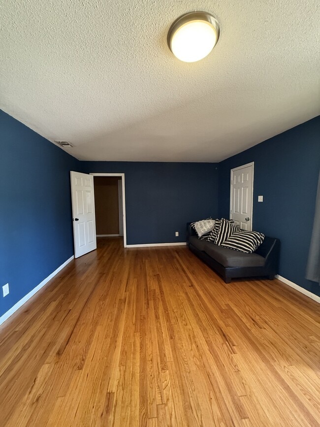 Photo - 3208 37th St