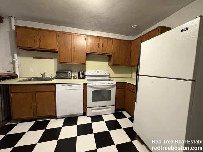 Photo - 28 Woodward St Unit 2