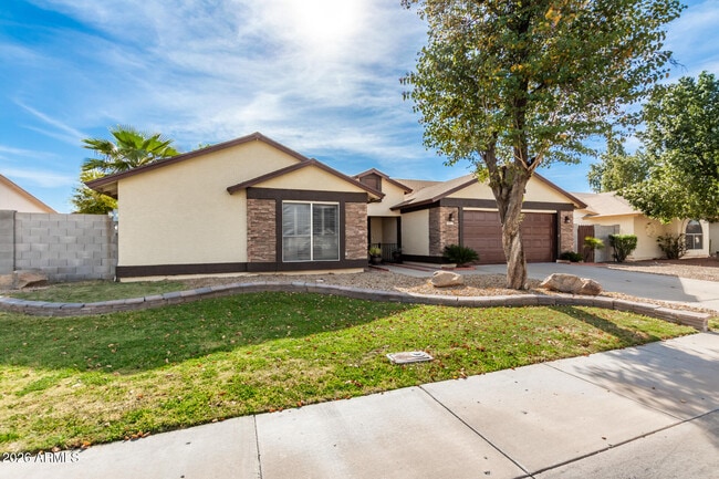 Photo - 18853 N 40th Pl