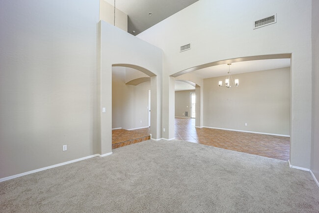 Photo - 5 bedroom Home1