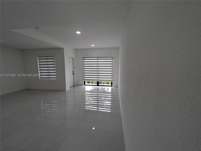 Photo - 26124 SW 146th Ave