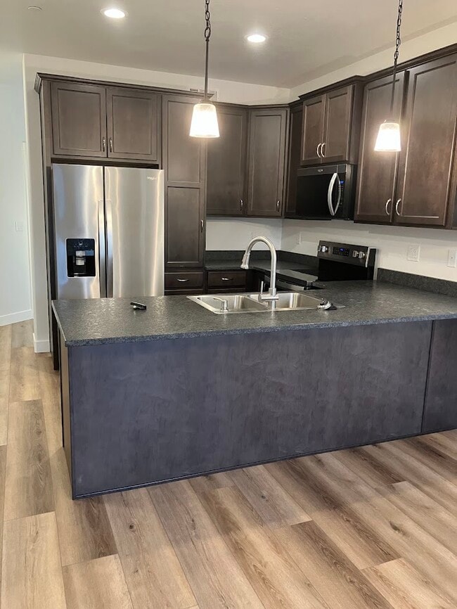 Photo - 1825-31 Peter James Ln Unit 1825