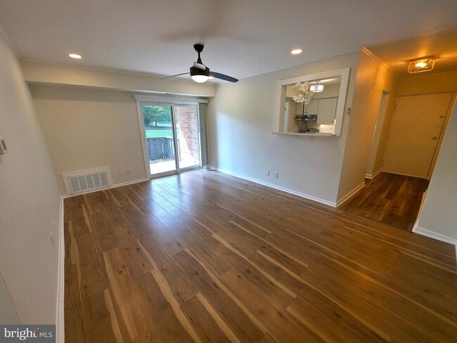 Photo - 114 Van Buren Rd