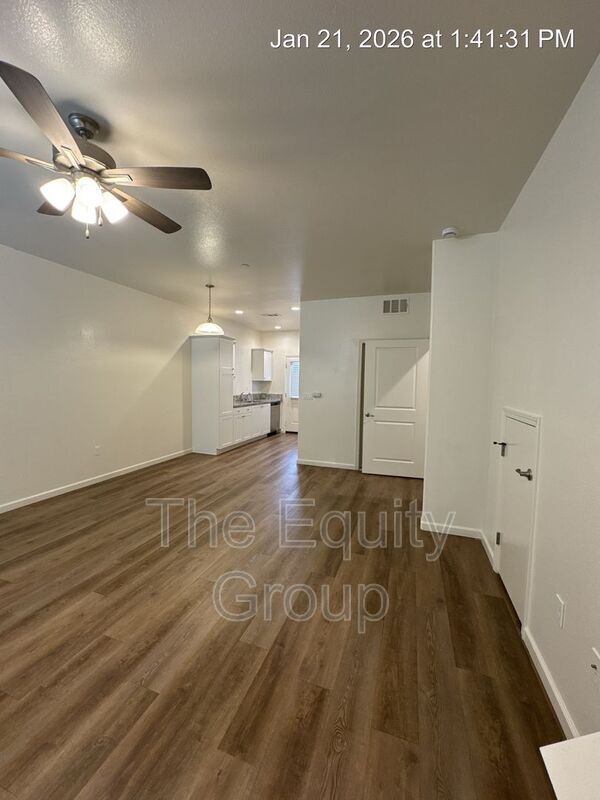 Photo - 414 S Summit St Unit #102