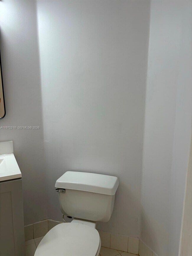 Photo - 2351 Douglas Rd Unit 1005