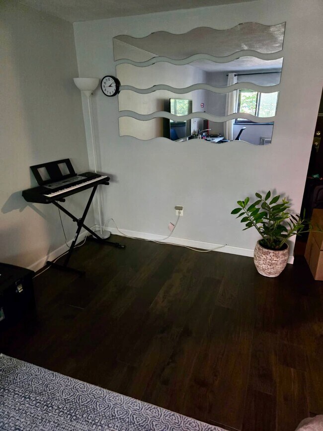 Photo - 15 Walbridge St Unidad 23