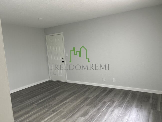 Photo - 1317 Oakland Rd NE Unit 1317-10