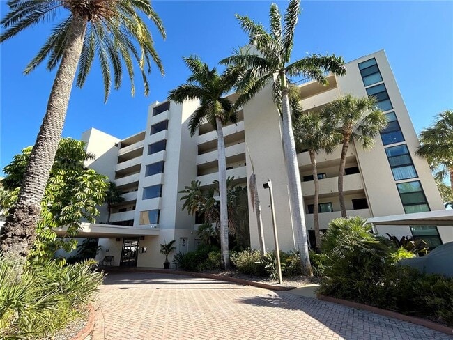 Building Photo - 1510 1st Ave W Rental