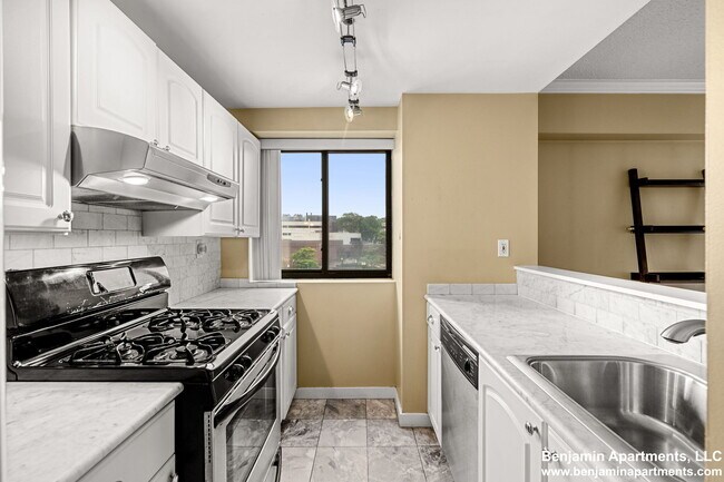 Photo - 15 North Beacon St Unit 405