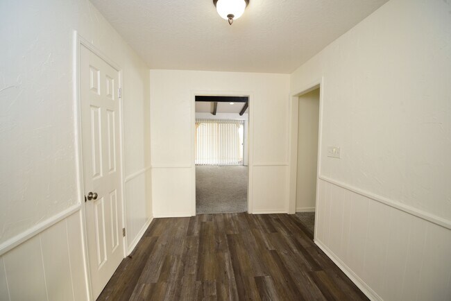 Photo - 7811 South College Ave E