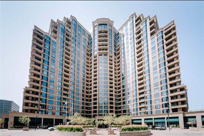 Building Photo - 8100 E Union Ave Unit 1401