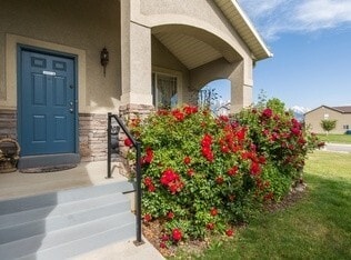 Photo - 729 Apple Grove Ln