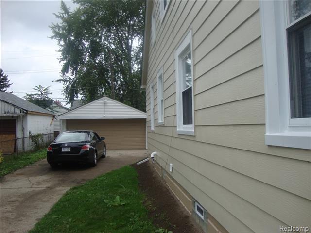 Photo - 7535 Republic Ave