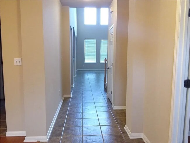 Photo - Lovely 4 Bed 2.5 Bath Home!