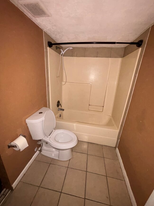 Photo - 1915 NW Arlington Ave