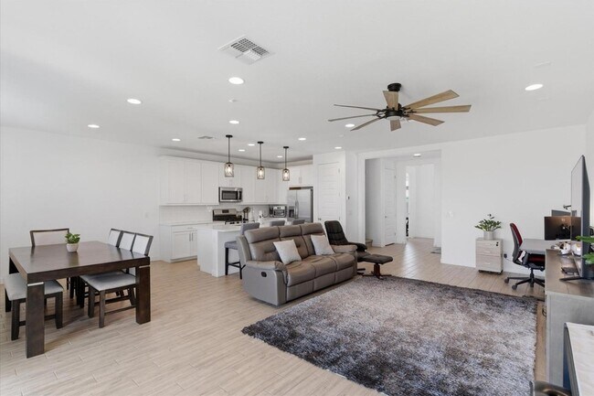 Photo - 5935 S Coyote Canyon