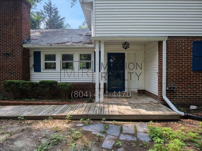 Photo - 3916 Lake Hills Rd