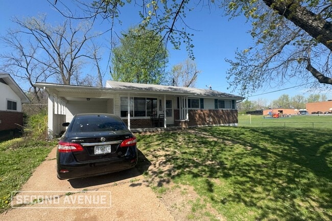 Building Photo - 9743 Edgefield Dr