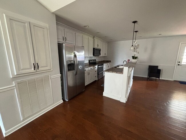 Photo - 155 Raspberry Dr