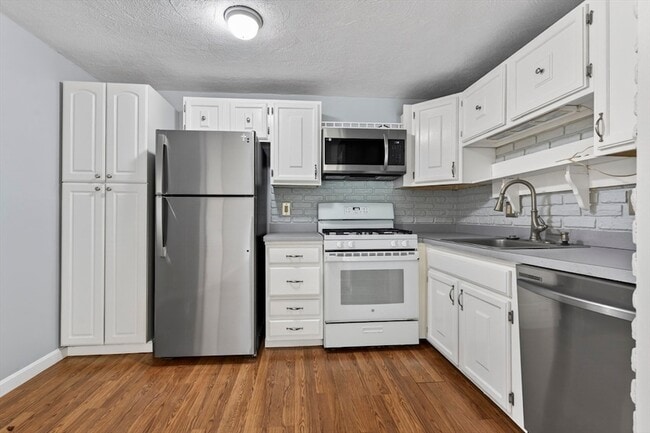 Photo - 7 Karen Cir Unit 2