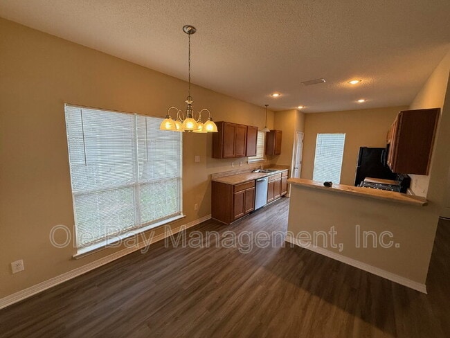 Photo - 8732 Fangorn Rd