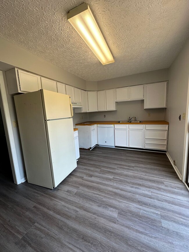 Photo - 2 Bedroom / 1.5 Bath Townhome Kingsport TN