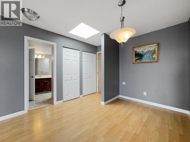 Photo - 5335 Hastings St Unit 4XX