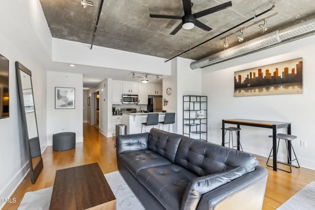 Photo - 444 S Blount St Unit 209