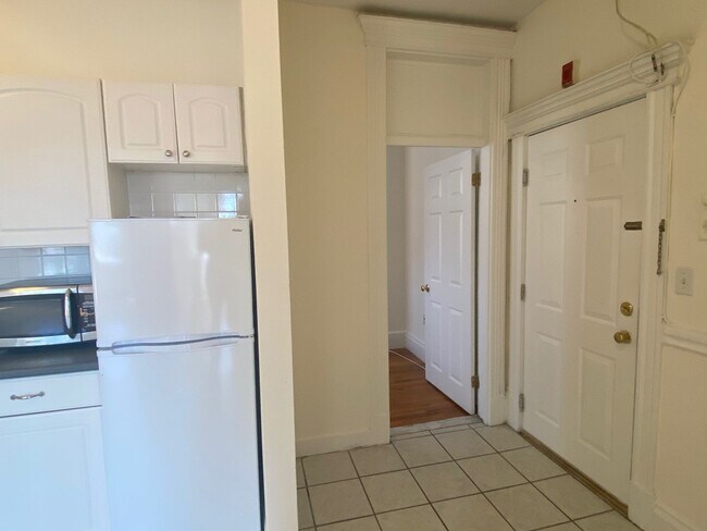 Photo - 1292 Commonwealth Ave