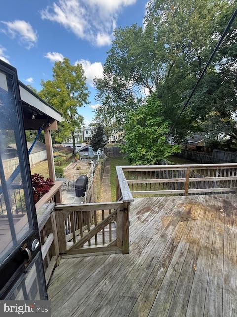 Photo - 423 Buchanan St NW