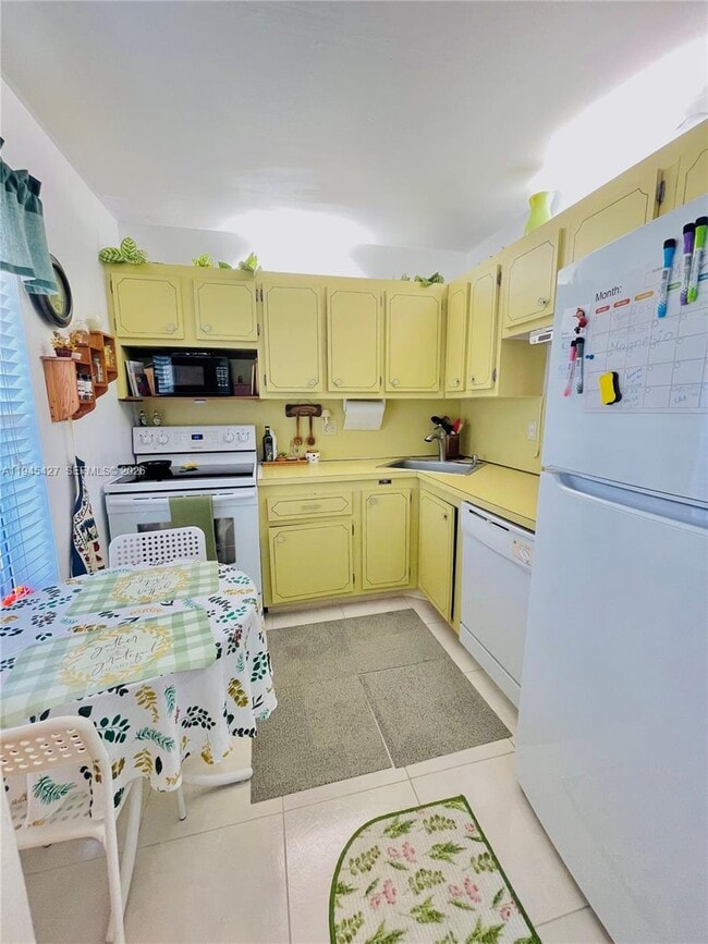 Photo - 6350 NW 62nd St Unit 308