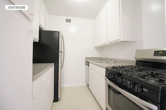 Photo - 401 Second Avenue 12H