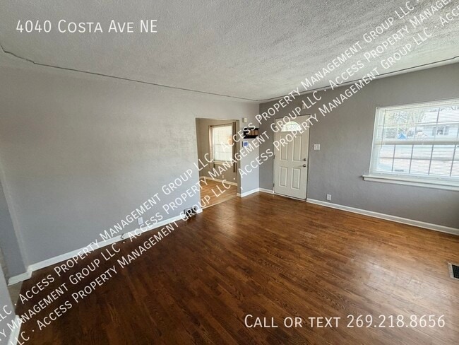 Photo - 4040 Costa Ave NE