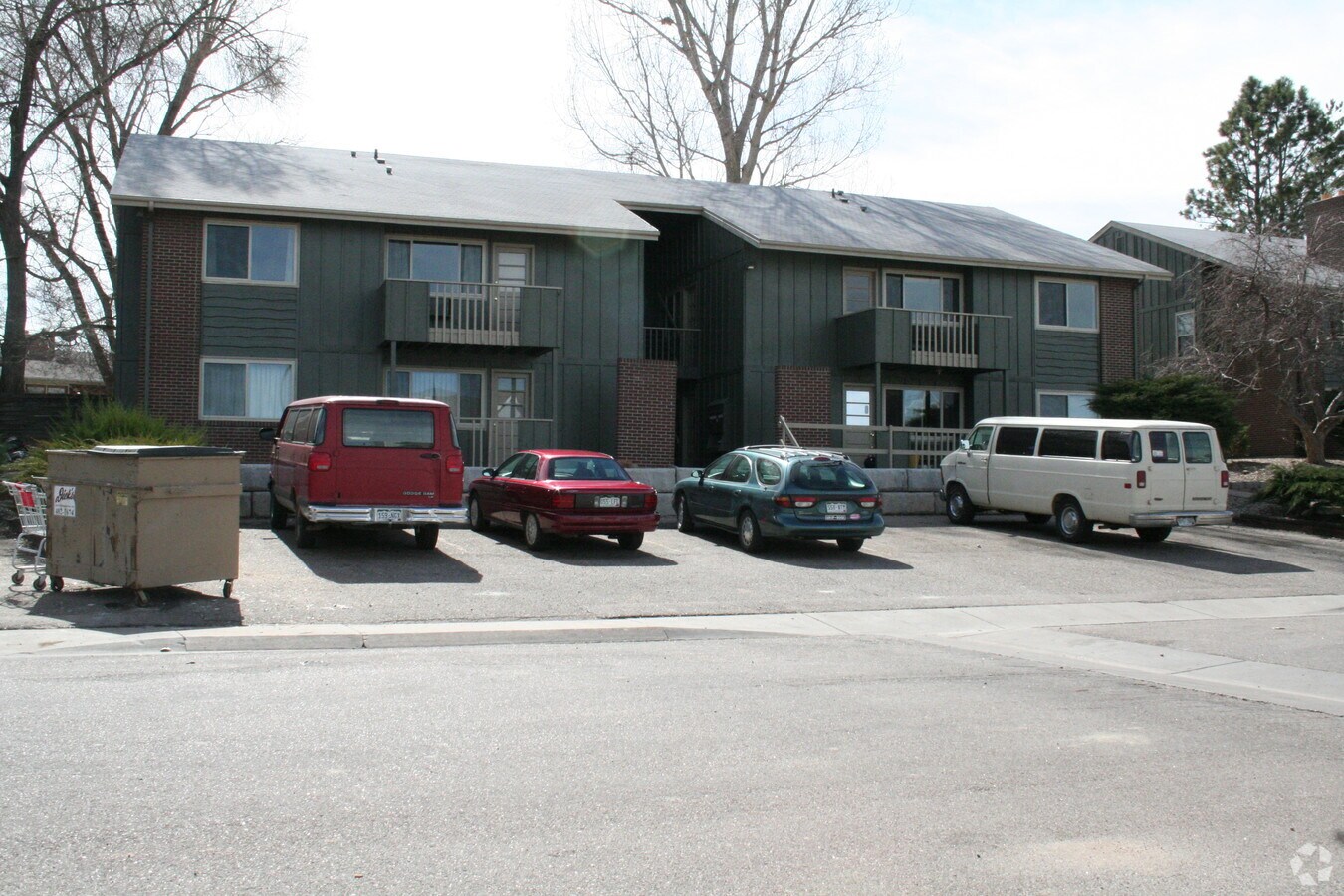 Photo - 129 Dartmouth Trl